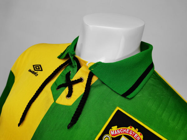 Camiseta Manchester United 1993 Retro Visita Manga Larga - detalle