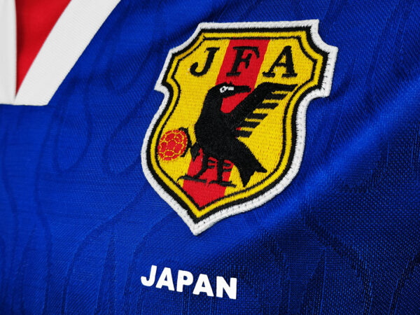 Camiseta Japón 1998 Retro Local Manga Larga - detalle llamas manga