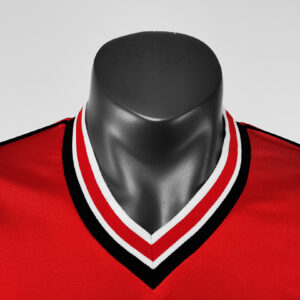 Camiseta Manchester United 1983 Retro Local - detalle