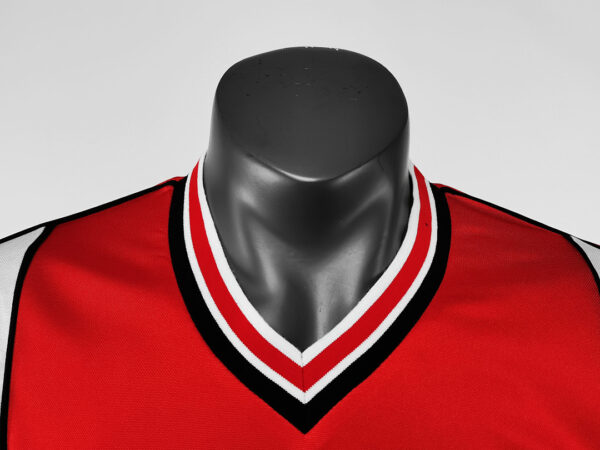 Camiseta Manchester United 1983 Retro Local - detalle