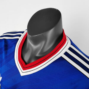 Camiseta Manchester United 1992 Retro Visita - vista frontal lateral izquierda