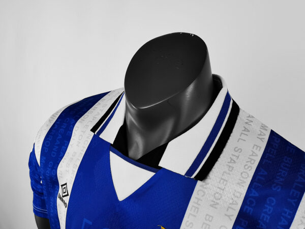 Camiseta Manchester United 1985 Visita Retro - detalle cuello