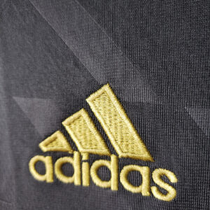 Camiseta Real Madrid 2011/2012 Retro - detalle