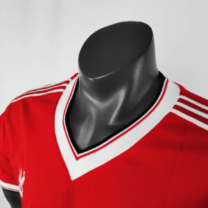 Camiseta Manchester United 1990/92 Local Retro - detalle manga