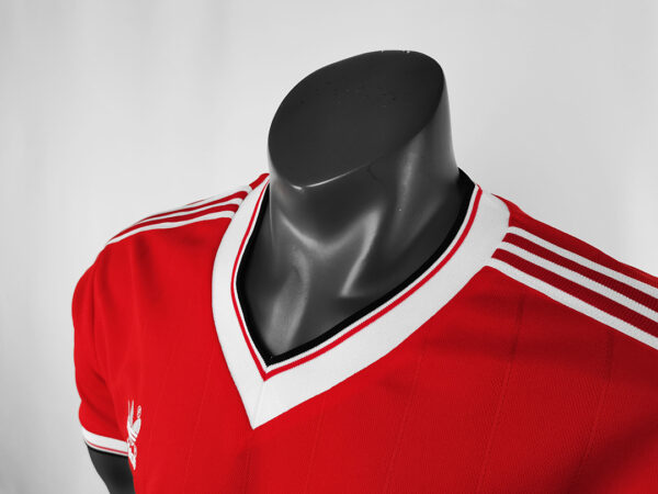 Camiseta Manchester United 1990/92 Local Retro - detalle manga