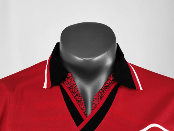 Camiseta Manchester United 1992-1994 Local - detalle dobladillo
