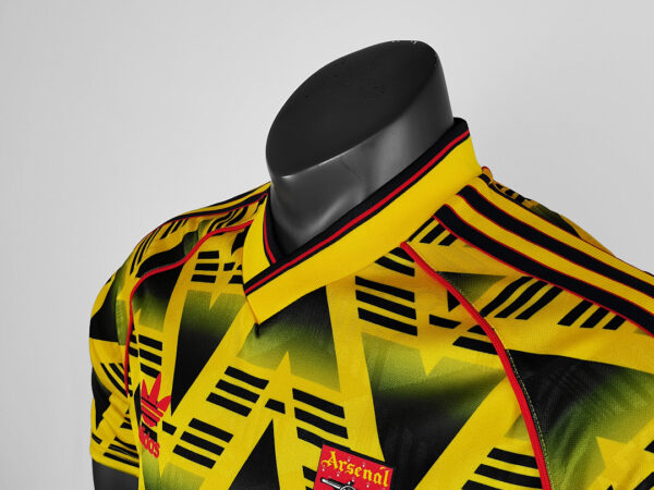 Camiseta Arsenal 1988 Retro Visita - detalle de manga
