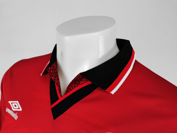 Camiseta Manchester United 1999 Retro Local Manga Larga - vista trasera