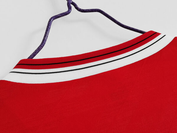 Camiseta Manchester United 1998 Local Retro Manga Larga - detalle