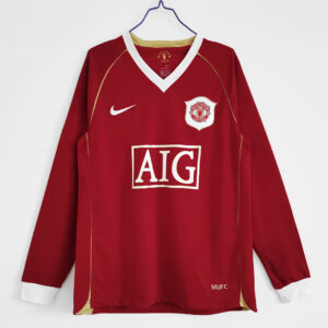 Camiseta Manchester United 1996-1997 Retro Local Manga Larga - vista en colgador