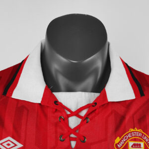 Camiseta Manchester United 1994/96 Local Retro - vista lateral izquierda