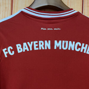 Camiseta FC Bayern München 2013 Retro Local Manga Larga - detalle