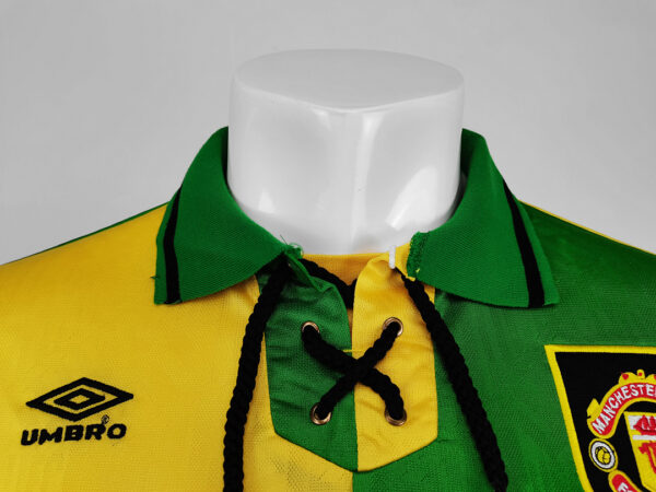 Camiseta Manchester United 1993 Retro Visita Manga Larga - detalle