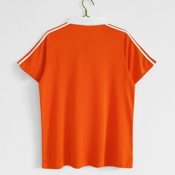 Camiseta Países Bajos 1988 Retro Local - emblemas en el pecho