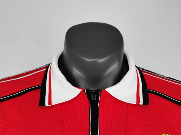 Camiseta Manchester United 1996/1998 Retro Local - vista lateral