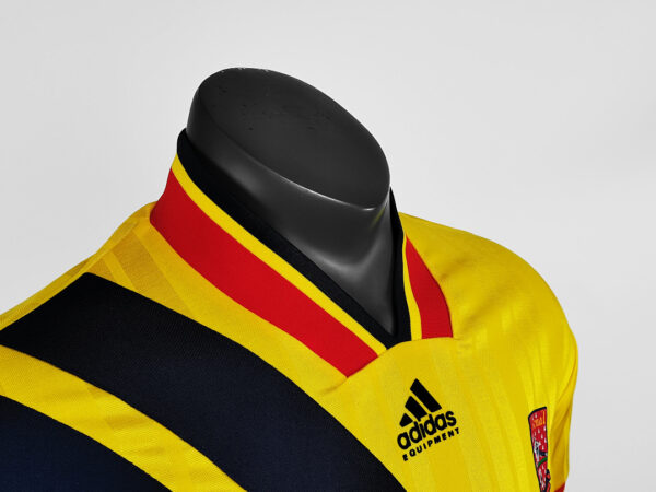 Camiseta Arsenal 1999 Retro Visita - detalle bajo