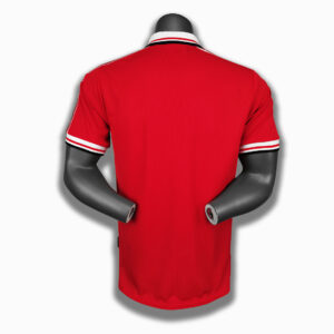 Camiseta Manchester United 1996/1998 Retro Local - detalle bajo de la camiseta