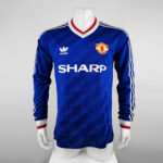 Camiseta Manchester United 1999 Retro Local Manga Larga - detalle