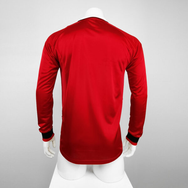 Camiseta Manchester United 1999 Retro Local Manga Larga - detalle