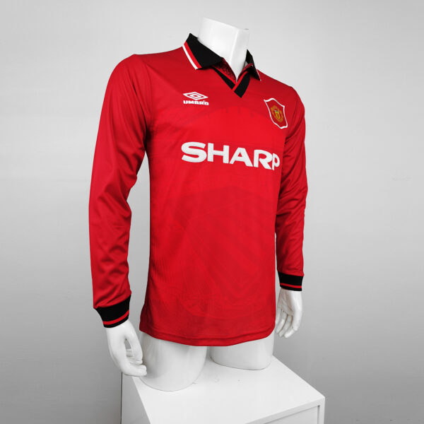 Camiseta Manchester United 1999 Retro Local Manga Larga - etiqueta interna
