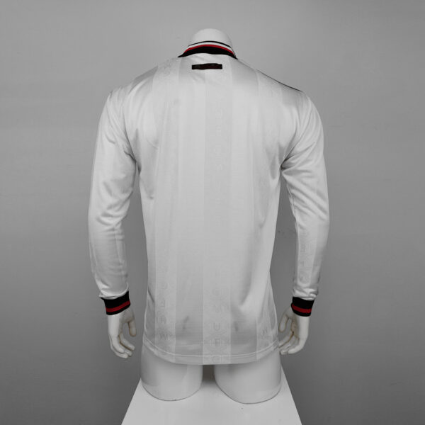 Camiseta Manchester United 1994/95 Retro Visita Manga Larga - detalle manga
