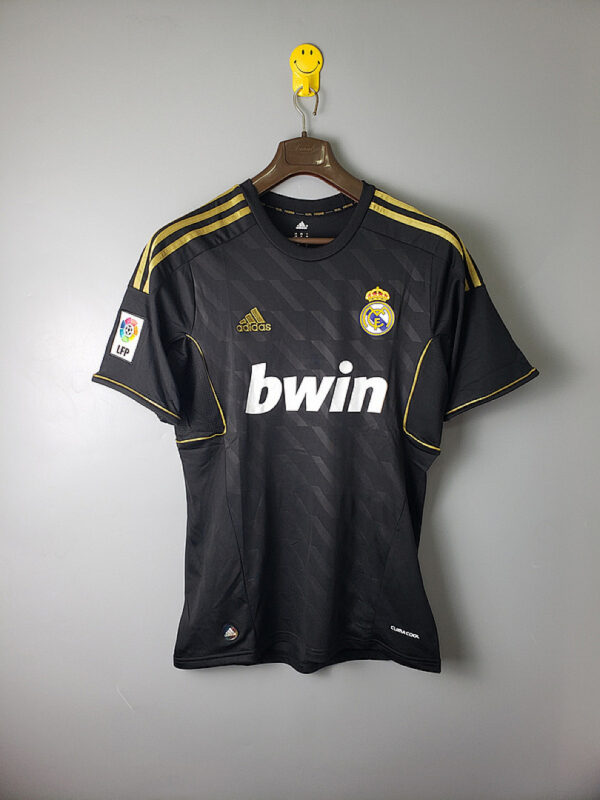 Camiseta Real Madrid 2011/2012 Retro - detalle