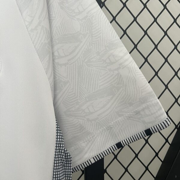 Camiseta Santos 2025/2026 Local - detalle