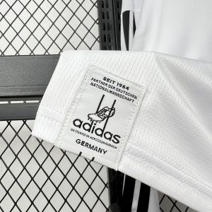 Camiseta Alemania Mundial 2026 Pre-Partido Manga Larga - vista trasera
