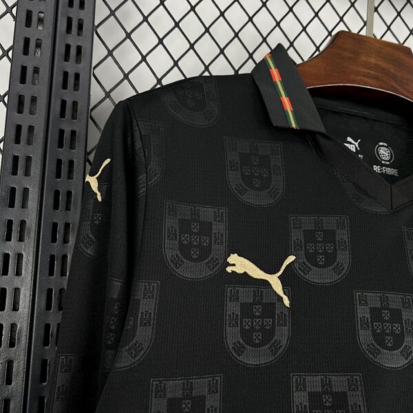 Camiseta Portugal Mundial 2026 Visita Manga Larga - detalle puño manga