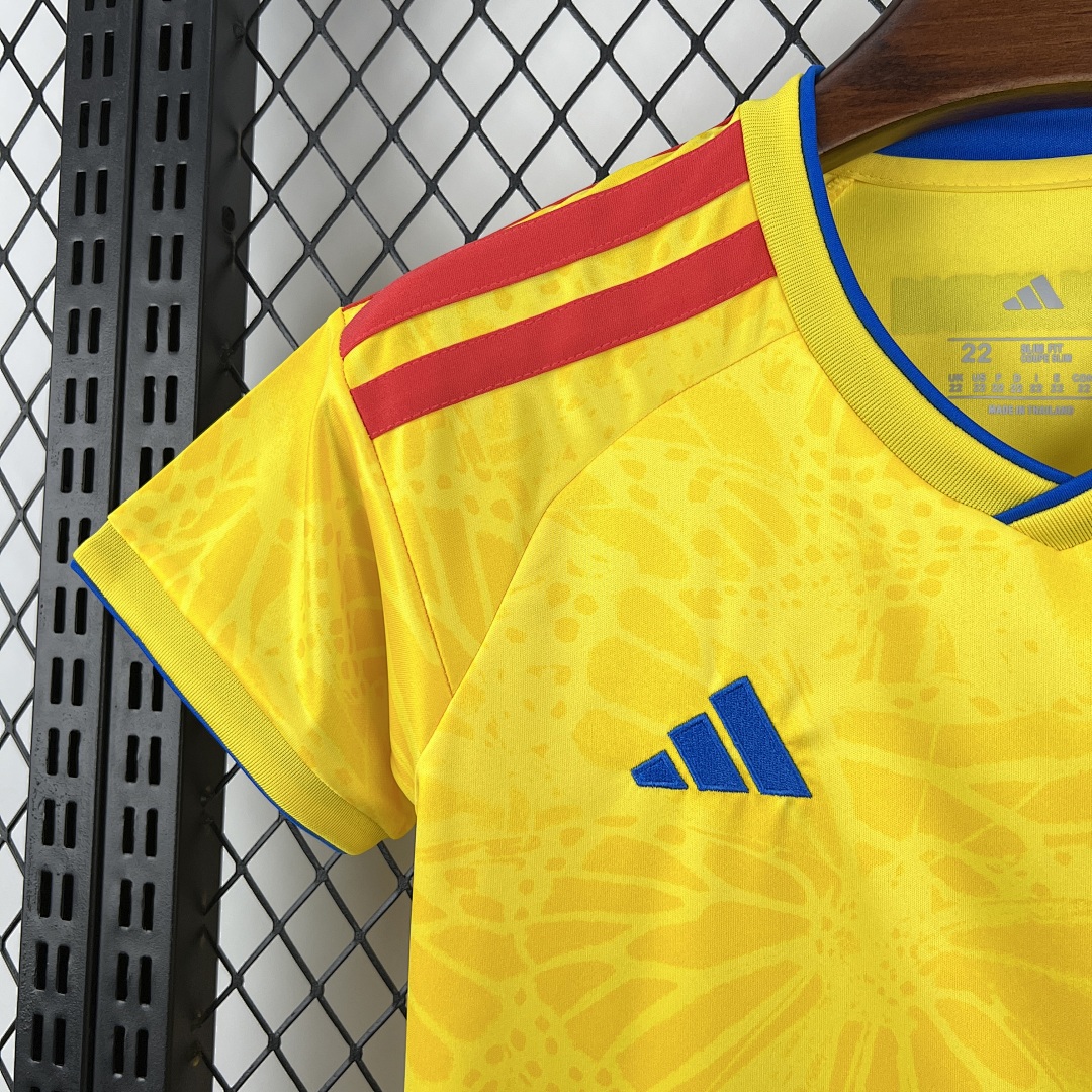 Camiseta Colombia Mundial 2026 Local - detalle del estampado de la tela