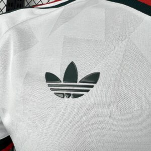 Camiseta México 1994 Retro Local - detalle del bajo de la camiseta