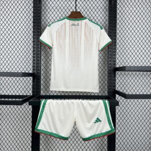 Camiseta Argelia Mundial 2026 Local Niño - detalle escudo