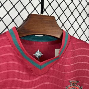 Conjunto Portugal Mundial 2026 Local Niño - vista lateral