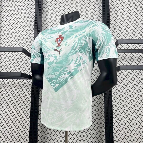 Camiseta Portugal Mundial 2026 Local - detalle parte inferior