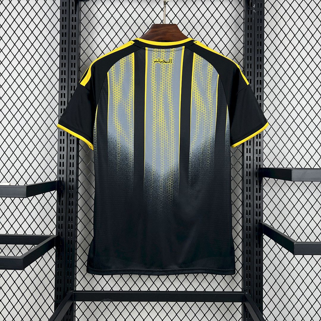 Camiseta Argelia Mundial 2026 Pre-Partido - detalle escudo