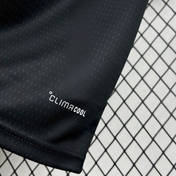 Camiseta Argelia Mundial 2026 Pre-Partido - detalle logo Adidas