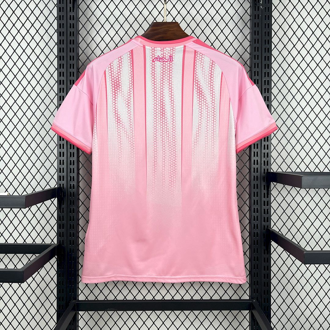 Camiseta Argelia Mundial 2026 Visita - detalle escudo y logo Adidas