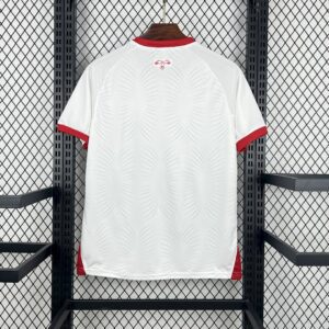 Camiseta Jordania Mundial 2026 Tercera - detalle escudo