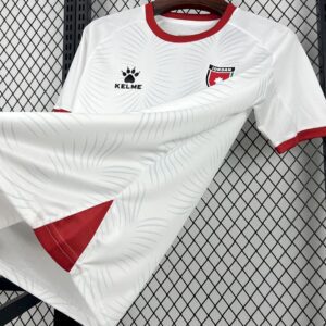 Camiseta Jordania Mundial 2026 Tercera - detalle marca Kelme