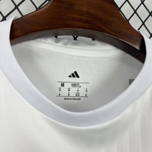 Camiseta Haiti Mundial 2026 Visita - detalle bajo de la camiseta