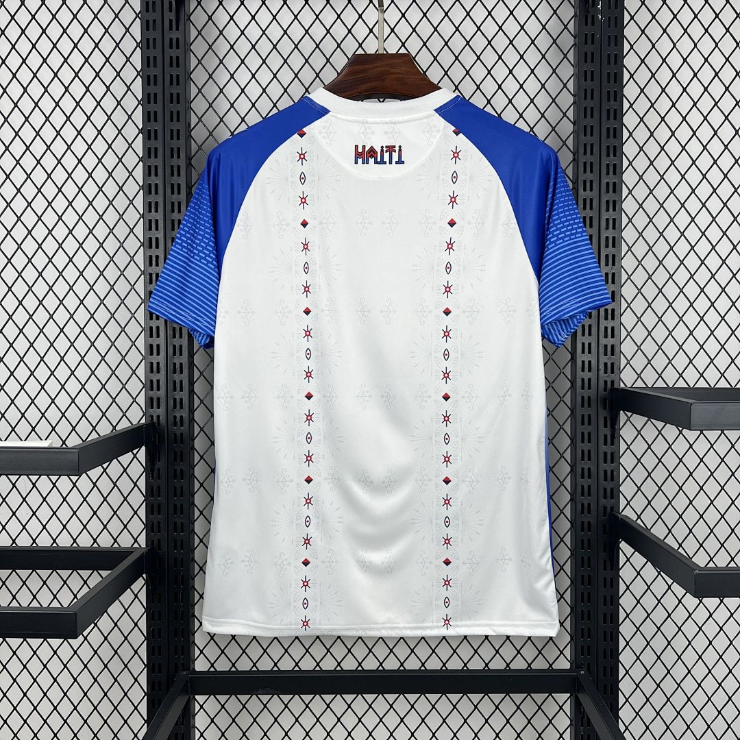 Camiseta Haiti Mundial 2026 Local - detalle escudo