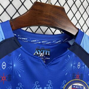 Camiseta Haití Mundial 2026 Tercera - vista desde otro ángulo
