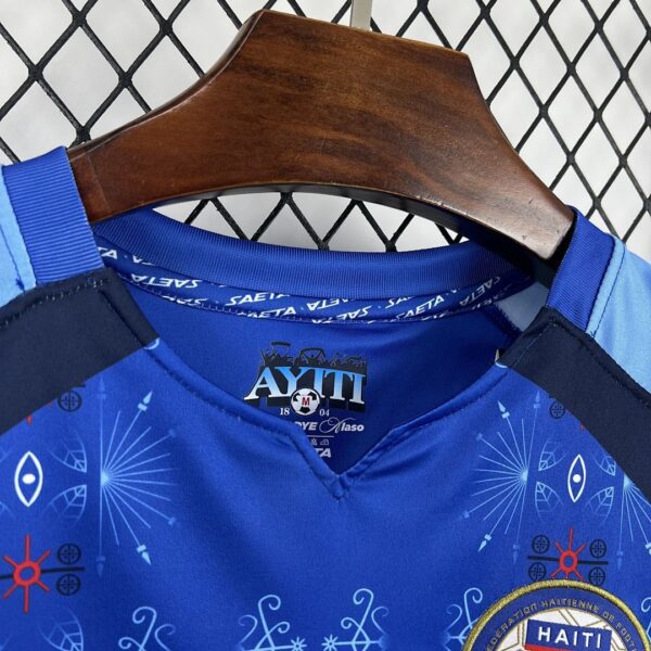 Camiseta Haití Mundial 2026 Tercera - vista desde otro ángulo