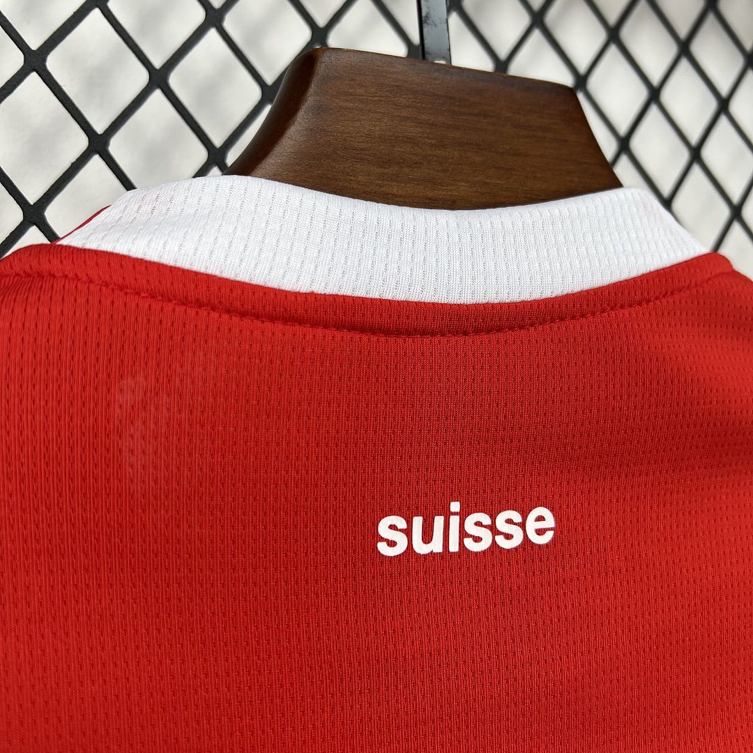 Camiseta Suiza 2026 Local - vista frontal