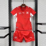 Camiseta Suiza 2026 Local - vista frontal del conjunto