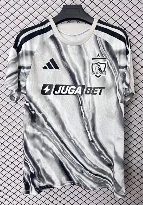 image_001-312 Camiseta Colo Colo 2026/2027 Edición Especial Textura Mármol - vista frontal