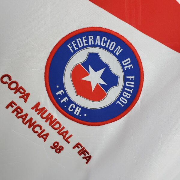 Camiseta Chile 1998 Retro Visita - detalle escudo