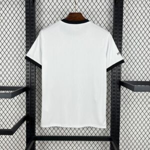 Camiseta Colo Colo 2025/26 Retro Blanca - detalle escudo