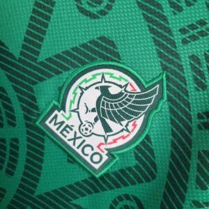Camiseta Mexico 2026 Local Mujer - detalle escudo