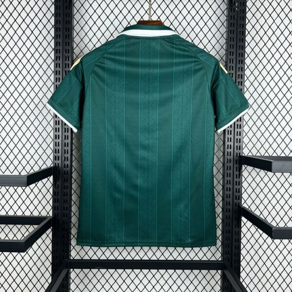 Camiseta Sudáfrica 2026 Retro - detalle escudo